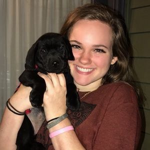 Meet your Posher, Claire